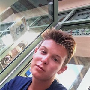 Meet your Posher, Tyler